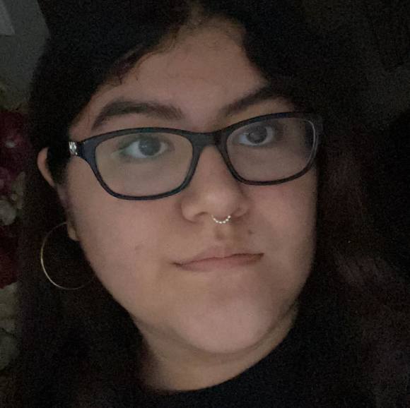 Meet your Posher, Andrea - Picture 1 of 1